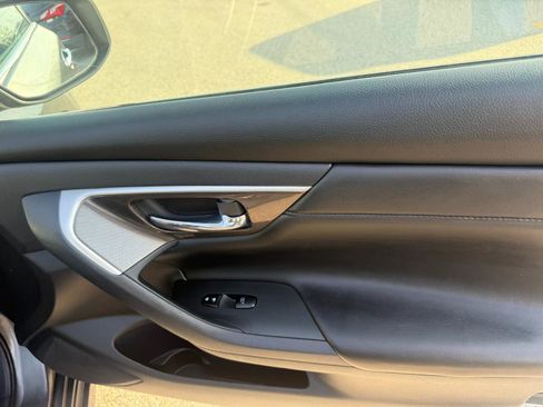 Used 2014 Nissan Altima 2.5 SL w/ Technology Package image 24