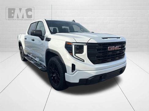 Used 2025 GMC Sierra 1500 Pro w/ Graphite Edition image 2