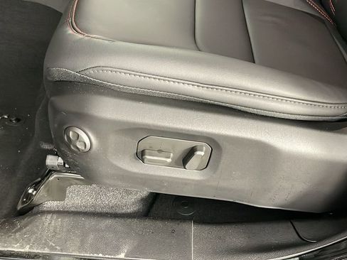 New 2025 Jeep Gladiator Rubicon image 31