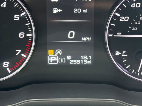Used 2024 Subaru Crosstrek 2.0i Premium w/ Crosstrek Mirror Package AWD/4WD image 28