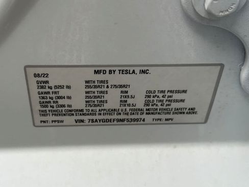 Used 2022 Tesla Model Y Performance AWD/4WD image 32