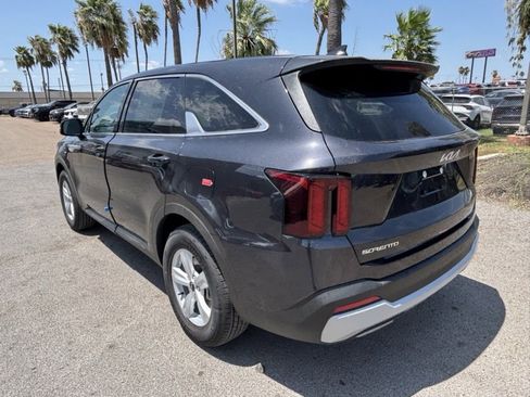 New 2026 Kia Sorento LX image 5