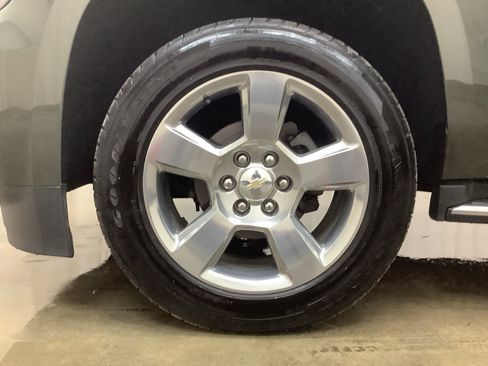 Used 2019 Chevrolet Tahoe Premier AWD/4WD image 26