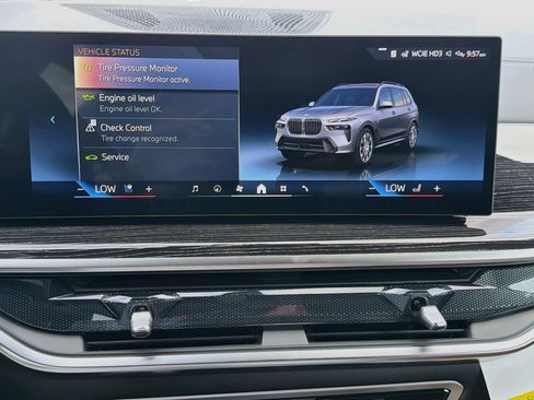New 2027 BMW X7 xDrive40i w/ M Sport Package AWD/4WD image 32