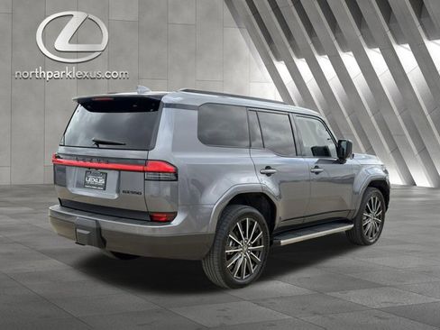 Certified 2026 Lexus GX 550 w/ Accessory Package (ZB) AWD/4WD image 6