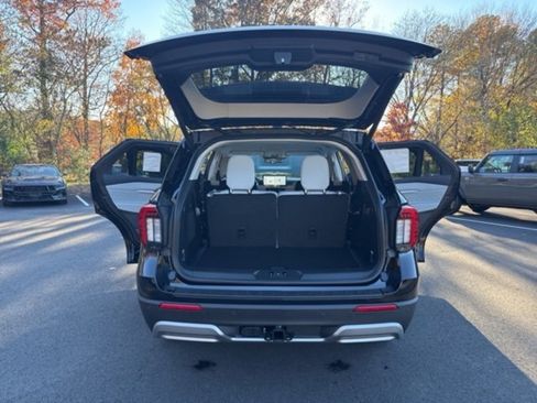 New 2026 Ford Explorer Platinum w/ LUX Leather Package image 27