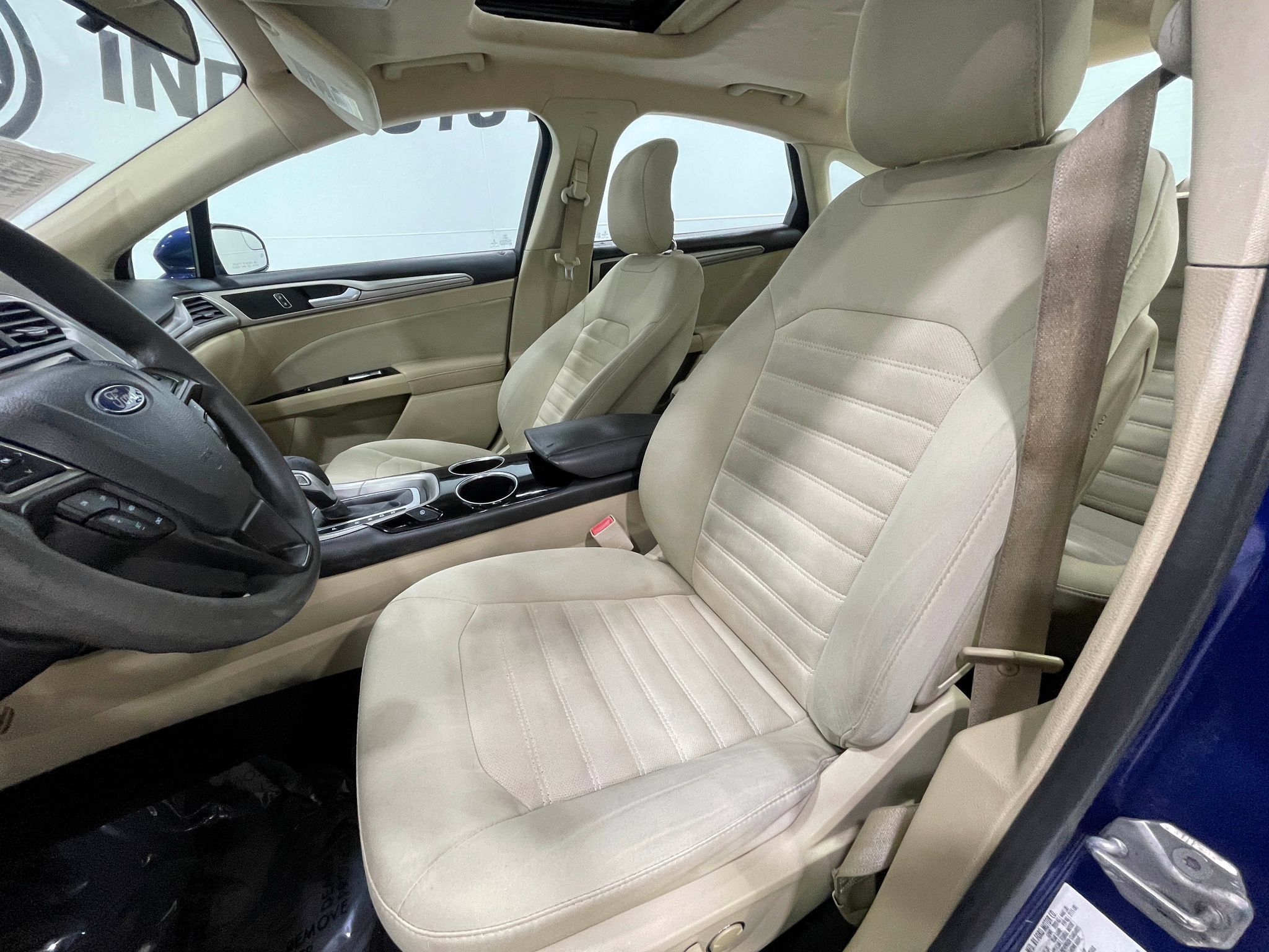 Used 2013 Ford Fusion SE FWD image 12