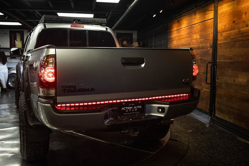 Used 2015 Toyota Tacoma 4x4 Double Cab w/ TRD Sport Package image 6