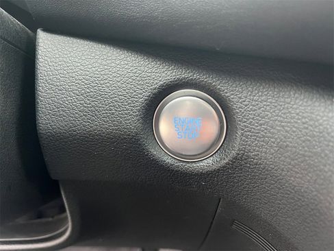 Used 2022 Hyundai Santa Fe SEL image 32