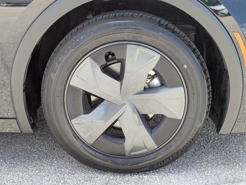 Used 2026 Toyota Prius LE FWD image 11