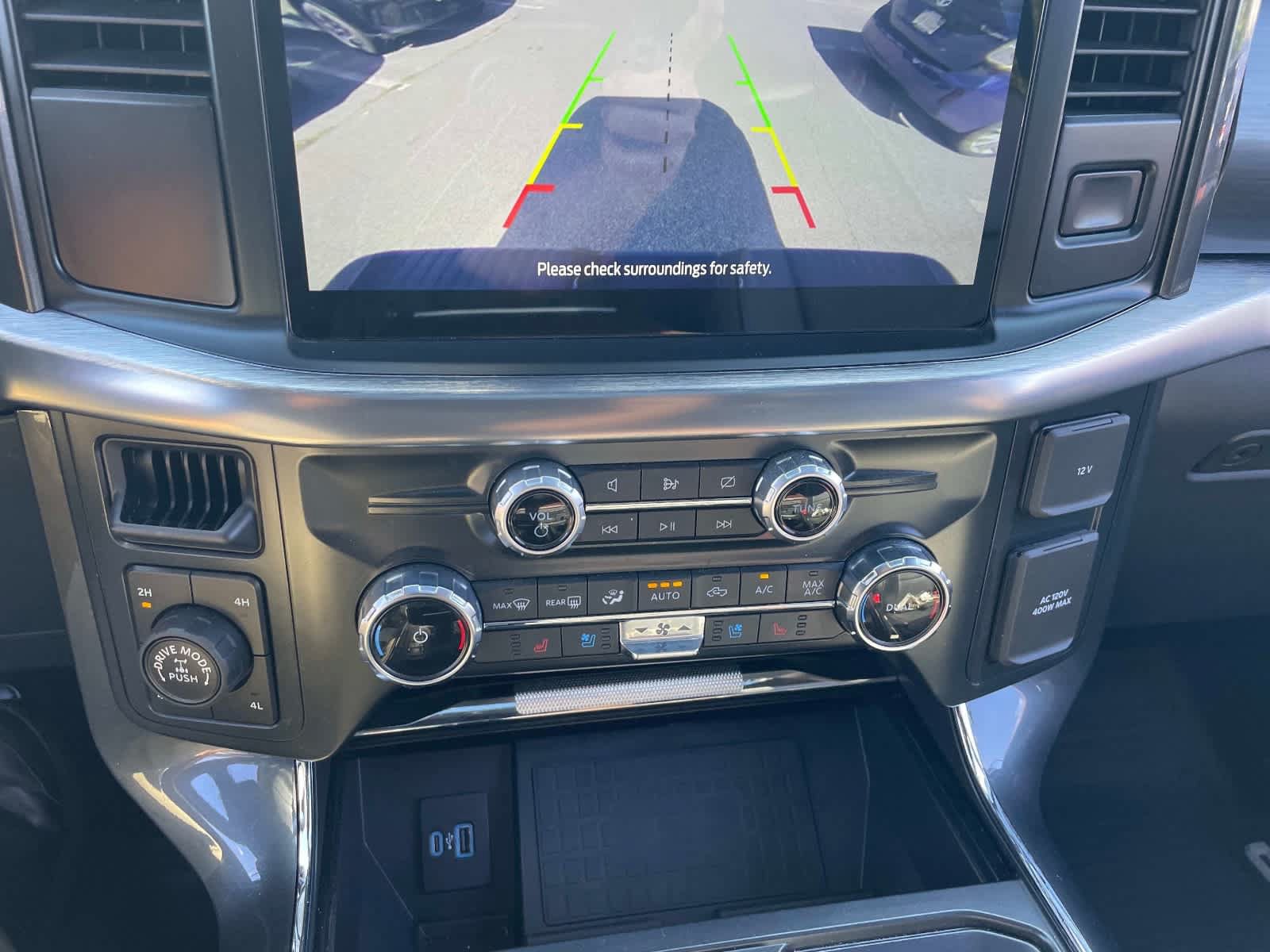 Used 2022 Ford F150 Lariat AWD/4WD image 26