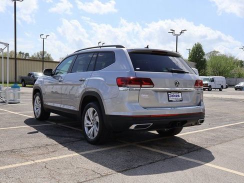 Used 2021 Volkswagen Atlas SE w/ Panoramic Sunroof Package AWD/4WD image 6