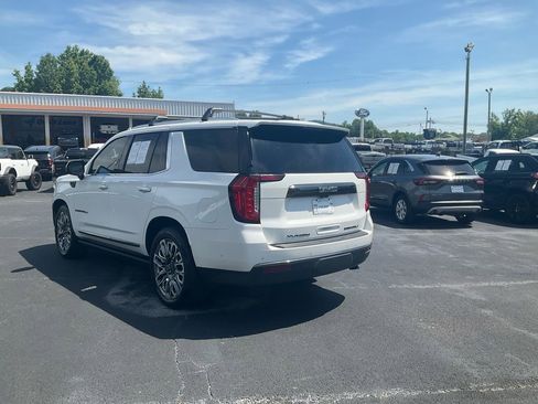 Used 2024 GMC Yukon Denali Ultimate AWD/4WD image 7