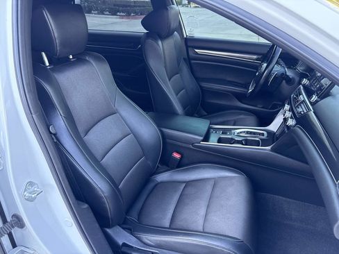 Used 2022 Honda Accord Sport image 17