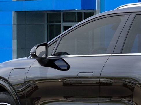 New 2025 Chevrolet Equinox EV LT w/ Convenience Package image 12