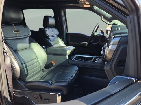 Used 2024 Ford F250 Platinum w/ Tremor Off-Road Package image 18