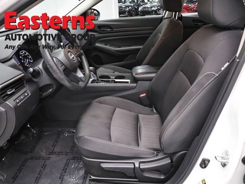 Used 2024 Nissan Altima 2.5 S FWD image 13