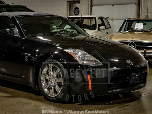Used 2004 Nissan 350Z Touring image 21