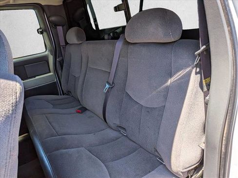 Used 2006 GMC Sierra 2500 SLE w/ Onstar Plus Package AWD/4WD image 15