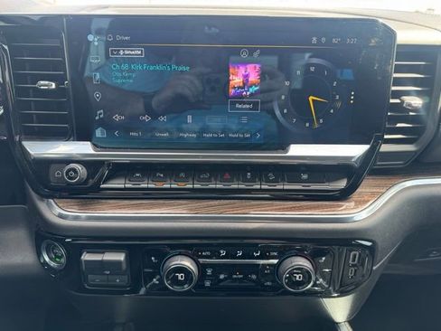 Used 2024 Chevrolet Silverado 1500 RST w/ Convenience Package II AWD/4WD image 8