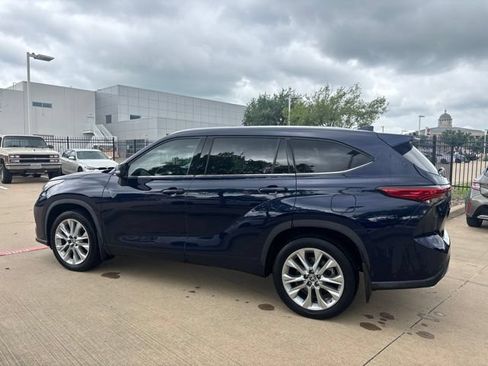 Used 2022 Toyota Highlander Limited AWD/4WD image 8