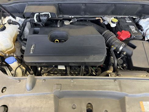 Used 2020 Lincoln Nautilus Premier w/ Equipment Group 101A image 26