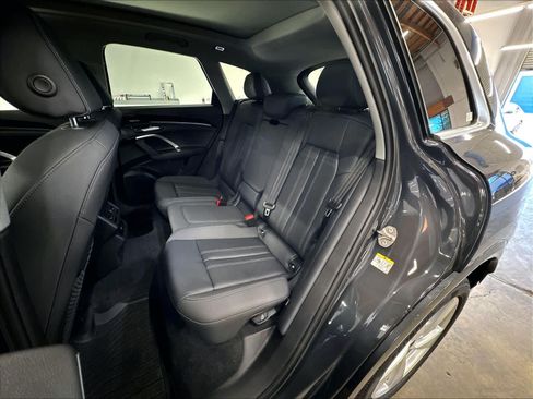 Certified 2025 Audi Q5 Premium w/ Premium Plus AWD/4WD image 28