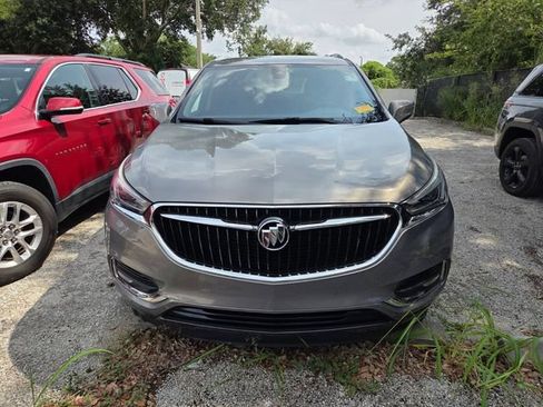 Used 2018 Buick Enclave Premium FWD image 2
