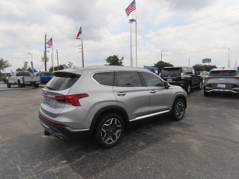 Used 2023 Hyundai Santa Fe Limited FWD image 9