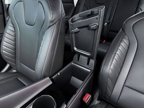 New 2026 Hyundai Elantra Limited image 26