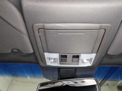 Used 2019 Ford Taurus Limited AWD/4WD image 28