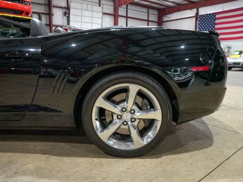 Used 2013 Chevrolet Camaro SS w/ RS Package RWD image 5