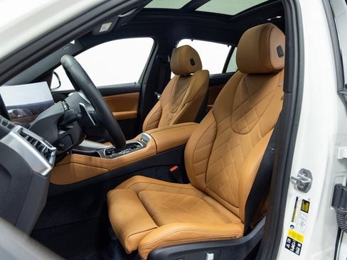 Certified 2024 BMW X6 xDrive40i w/ Executive Package image 22