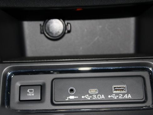 Certified 2025 Subaru Ascent Limited image 21