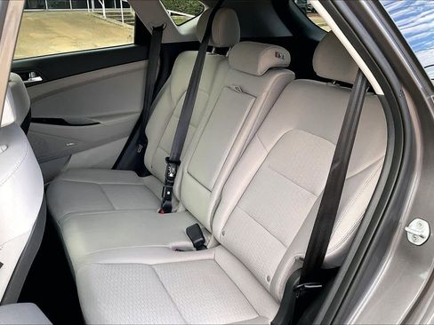 Used 2020 Hyundai Tucson Sport image 16