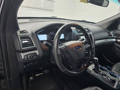Used 2016 Ford Explorer Sport w/ Equipment Group 401A AWD/4WD image 9