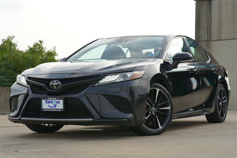 Used 2019 Toyota Camry XSE w/ Navigation Package FWD image 2
