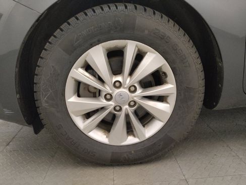 Used 2016 Kia Sedona LX w/ LX Convenience Package FWD image 31