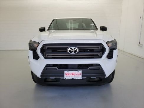 Used 2024 Toyota Tacoma SR RWD image 3