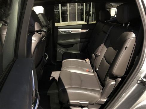 Certified 2023 Cadillac XT6 Luxury image 29