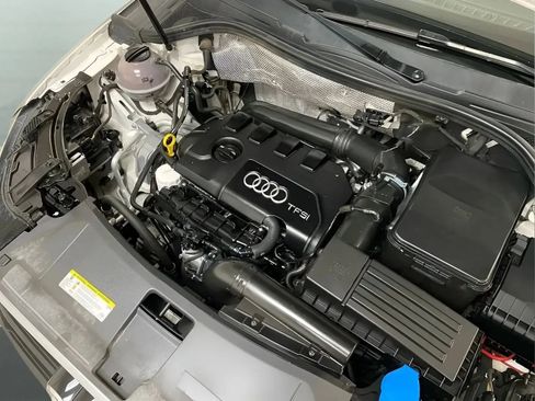 Used 2016 Audi Q3 2.0T Prestige w/ Prestige Package AWD/4WD image 16