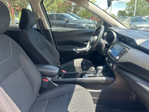Used 2021 Nissan Kicks SV FWD image 19