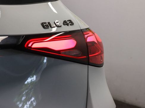 Used 2026 Mercedes-Benz GLC 43 AMG 4MATIC image 12