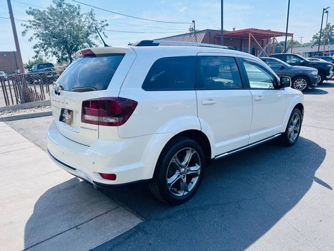 Used 2017 Dodge Journey Crossroad AWD/4WD image 7