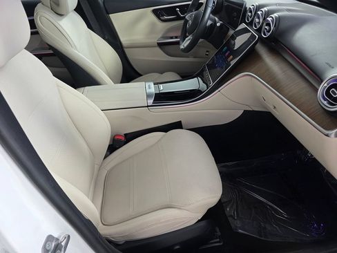 Certified 2025 Mercedes-Benz C 300 Sedan image 28