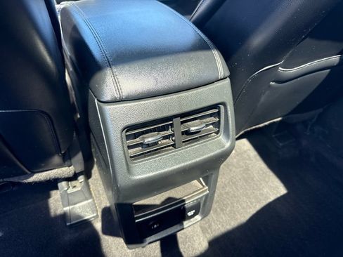 Used 2024 Ford Edge SEL w/ Convenience Package AWD/4WD image 19