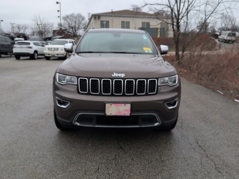Used 2018 Jeep Grand Cherokee Limited image 2