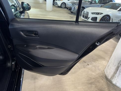 Used 2025 Toyota Corolla LE image 11