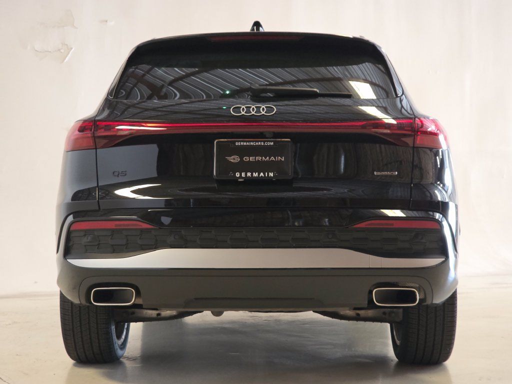 Certified 2025 Audi Q5 Premium AWD/4WD image 6