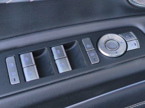 Used 2023 Genesis GV80 3.5T w/ Advanced Package AWD/4WD image 11